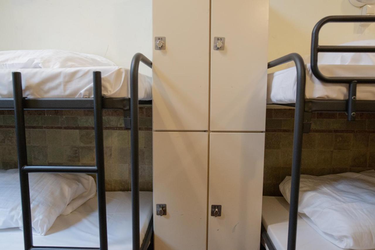 Shelter City Christian Hostel Amsterdam Ngoại thất bức ảnh